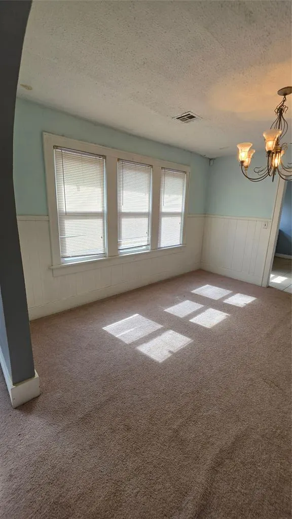 Photo 15 — 931 NE 18th Street, Oklahoma City, OK 73105