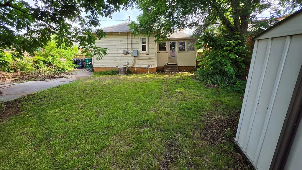 Photo 21 — 931 NE 18th Street, Oklahoma City, OK 73105