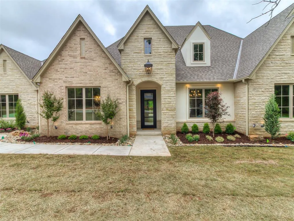 Photo 2 — 13116 Pennington Way, Oklahoma City, OK 73049