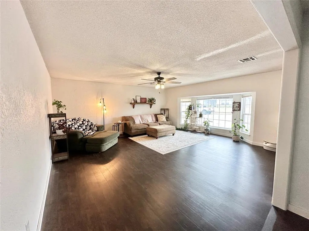 Photo 6 — 3 Rock Hollow Road, Shawnee, OK 74804