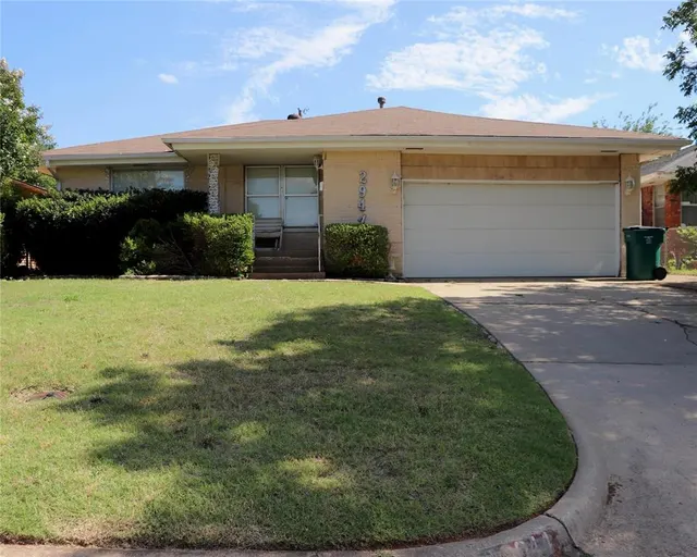 Front exterior — 2944 SW 52nd Place, Oklahoma City, OK 73119