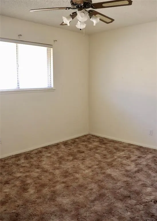 Photo 5 — 2944 SW 52nd Place, Oklahoma City, OK 73119