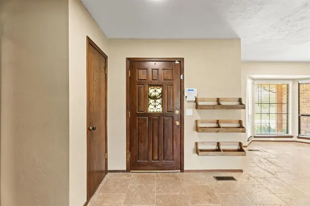 Photo 7 — 8921 Bobwhite Road, Yukon, OK 73099