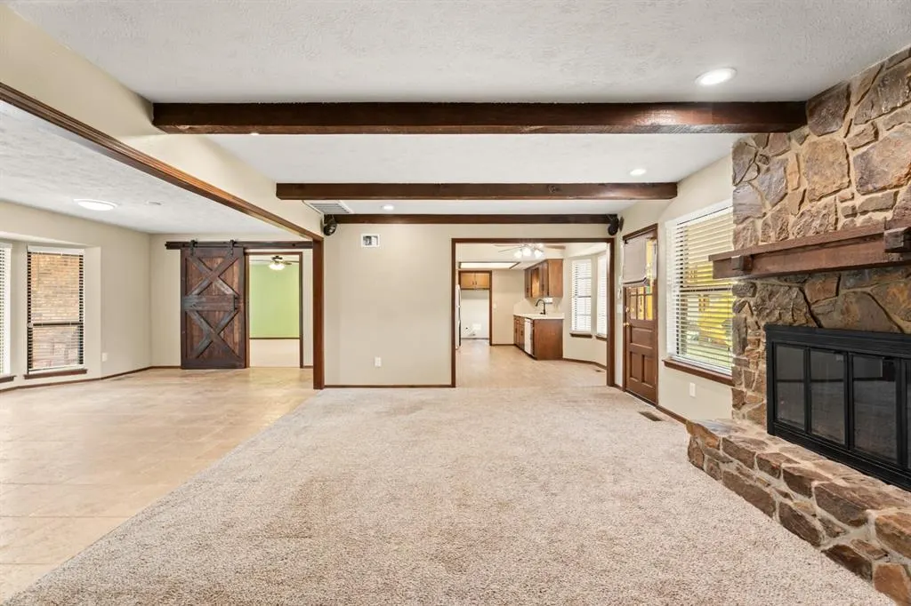 Photo 10 — 8921 Bobwhite Road, Yukon, OK 73099
