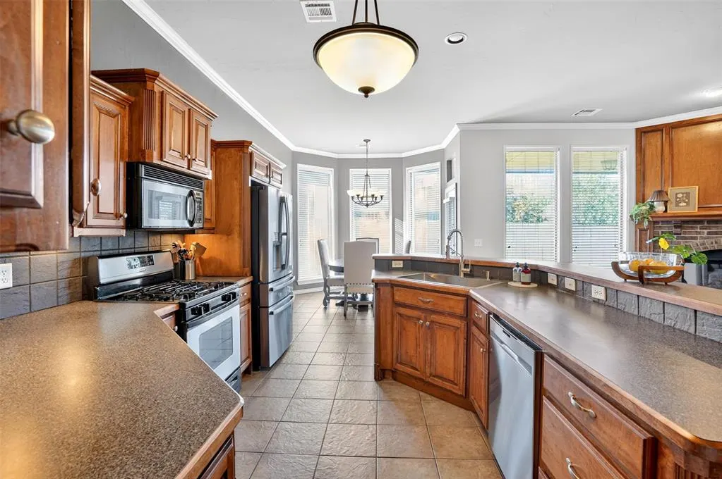 Photo 11 — 2824 NW 168th Street, Edmond, OK 73012