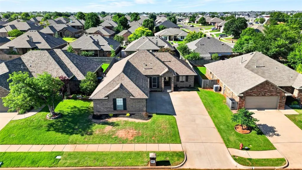 Photo 49 — 2824 NW 168th Street, Edmond, OK 73012