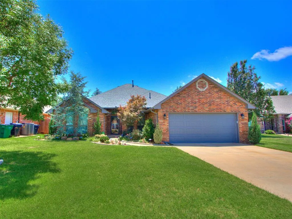Photo 2 — 7528 NW 133rd Street, Oklahoma City, OK 73142