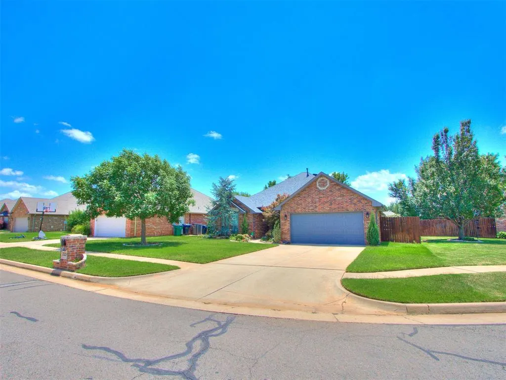 Photo 5 — 7528 NW 133rd Street, Oklahoma City, OK 73142