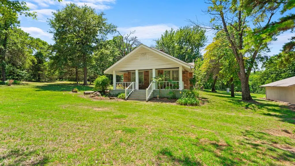 Photo 3 — 8000 Bethel Road, Norman, OK 73026