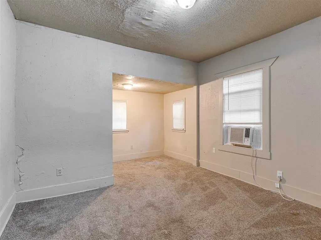Photo 17 — 2109 NE 12th Street, Oklahoma City, OK 73117