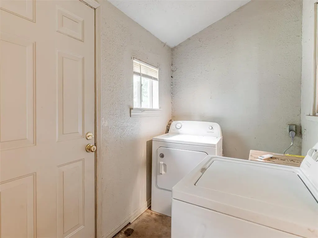 Photo 21 — 2109 NE 12th Street, Oklahoma City, OK 73117