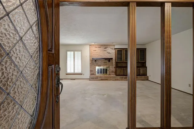 Photo 6 — 421 Golden Oaks Drive, Norman, OK 73072