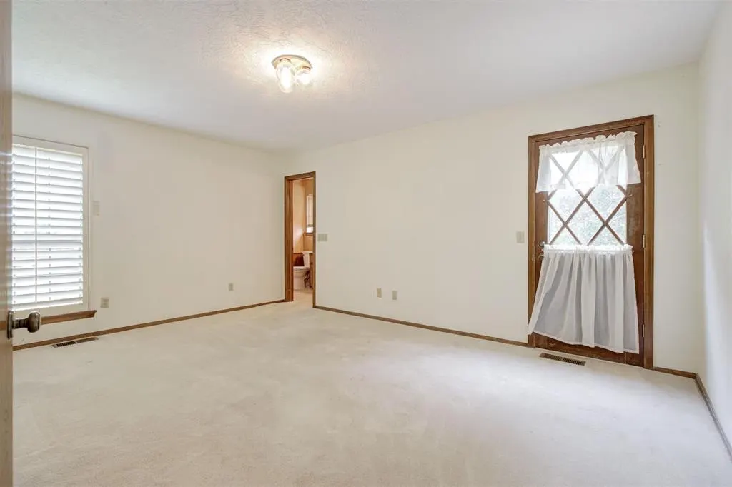Photo 22 — 421 Golden Oaks Drive, Norman, OK 73072
