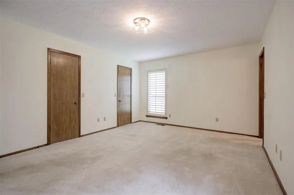 Photo 24 — 421 Golden Oaks Drive, Norman, OK 73072