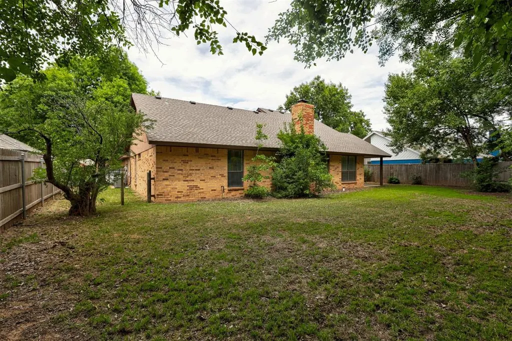 Photo 48 — 421 Golden Oaks Drive, Norman, OK 73072
