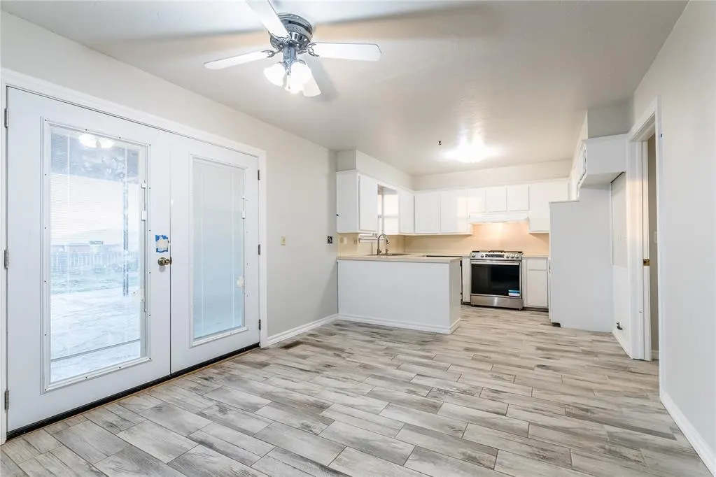 Photo 7 — 1118 Camelot Drive, Clinton, OK 73601