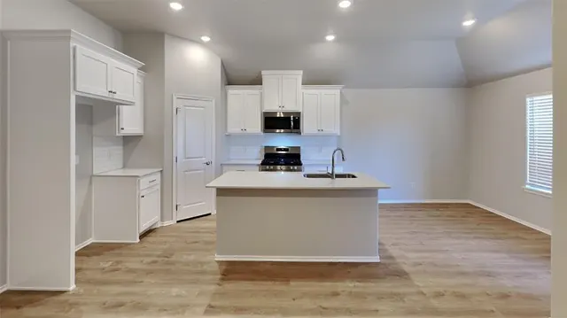Photo 5 — 9005 NW 127th Terrace, Yukon, OK 73099