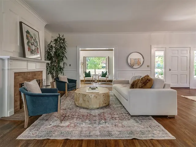 Photo 8 — 307 NW 19th Street, Oklahoma City, OK 73103