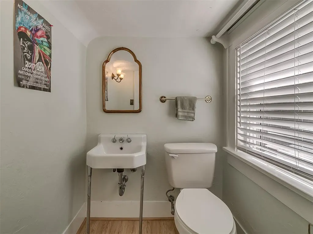 Photo 40 — 307 NW 19th Street, Oklahoma City, OK 73103