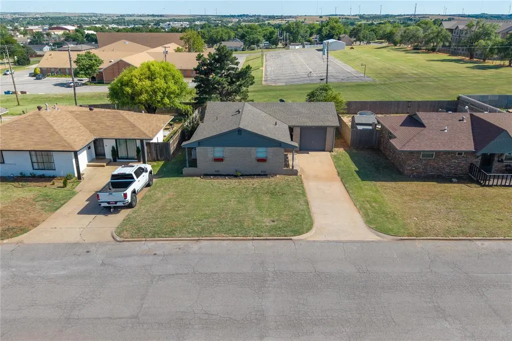 Photo 30 — 510 W Oklahoma Avenue, Weatherford, OK 73096