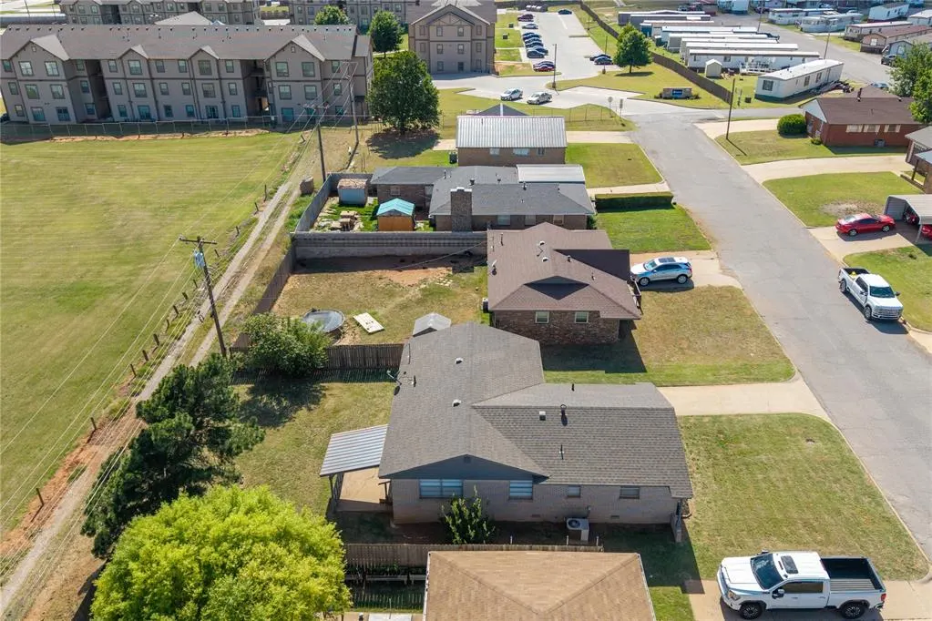 Photo 33 — 510 W Oklahoma Avenue, Weatherford, OK 73096