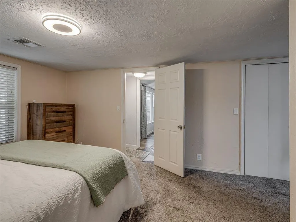 Photo 19 — 3805 Putnam Heights Boulevard, Oklahoma City, OK 73118