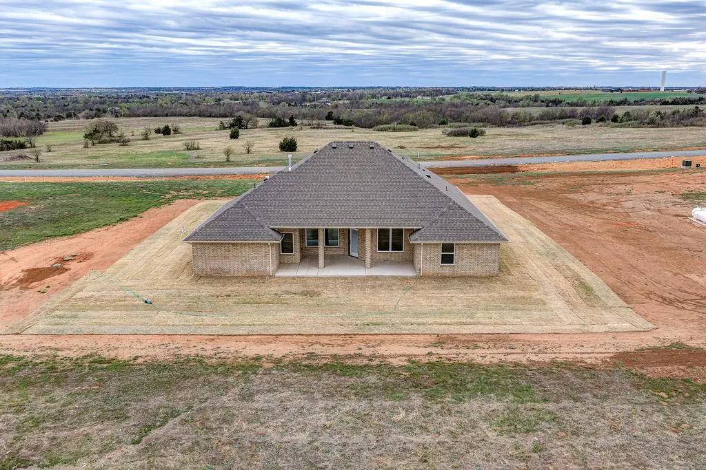 Photo 45 — 5003 Bella Circle NW, Piedmont, OK 73078