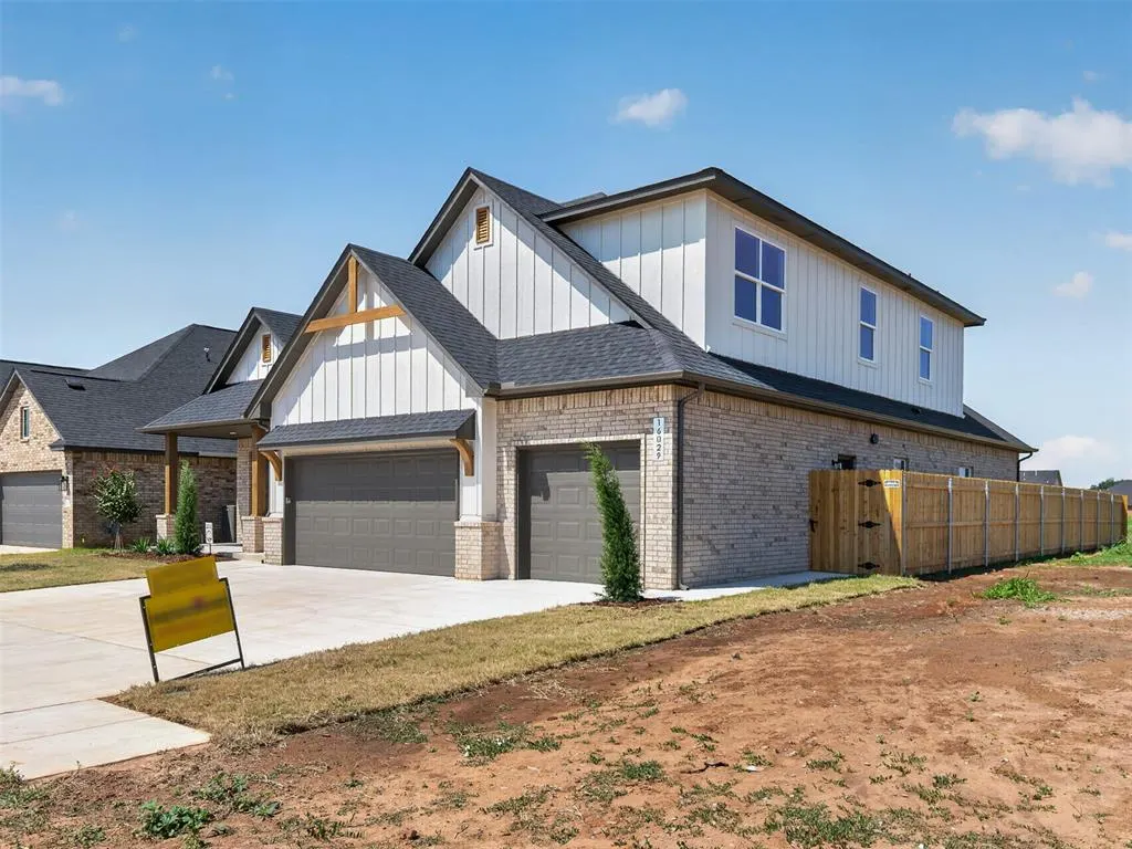 Photo 4 — 16029 Navarra Way, Oklahoma City, OK 73170
