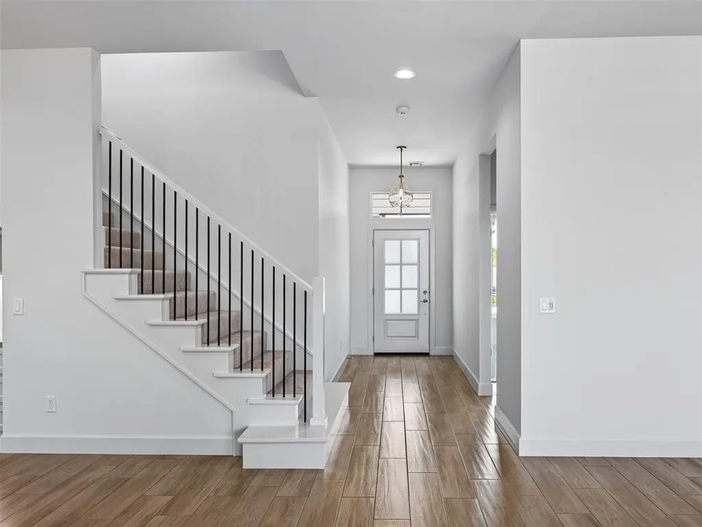 Photo 6 — 16029 Navarra Way, Oklahoma City, OK 73170