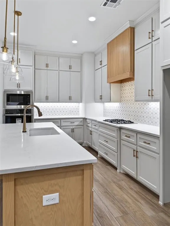Photo 14 — 16029 Navarra Way, Oklahoma City, OK 73170