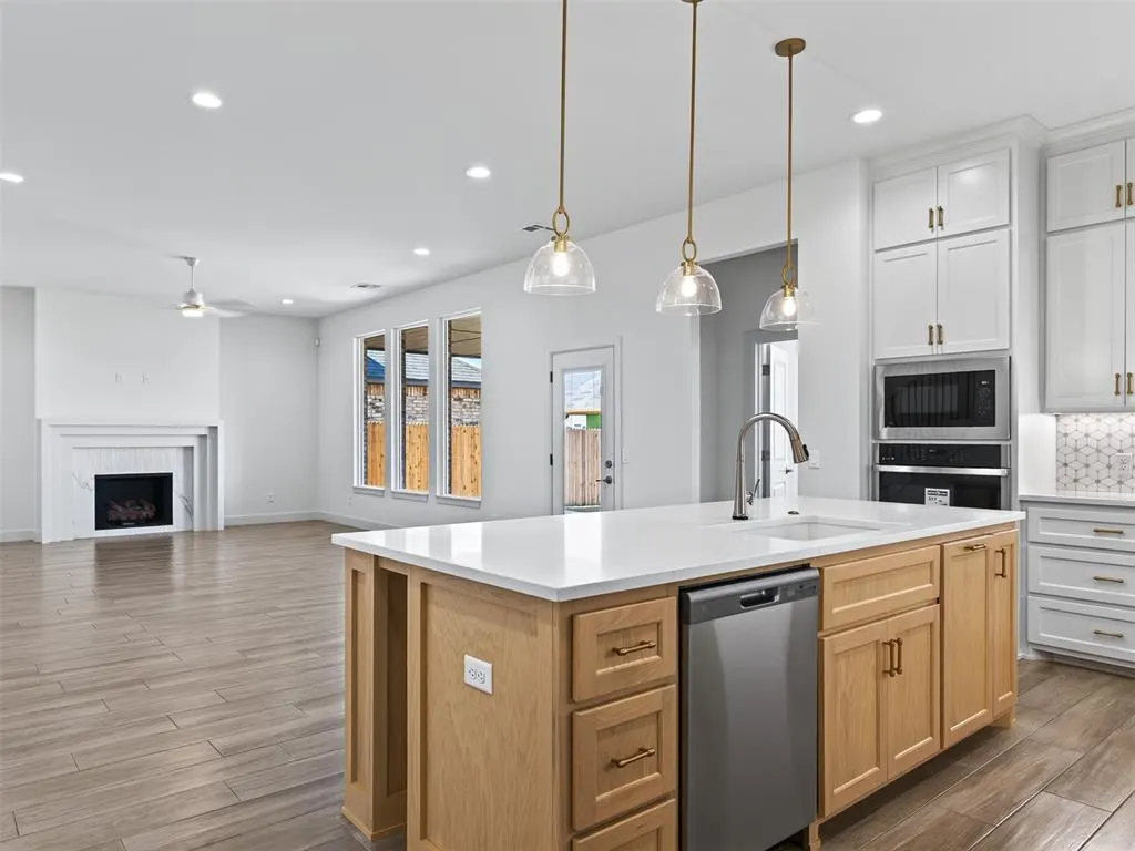 Photo 15 — 16029 Navarra Way, Oklahoma City, OK 73170