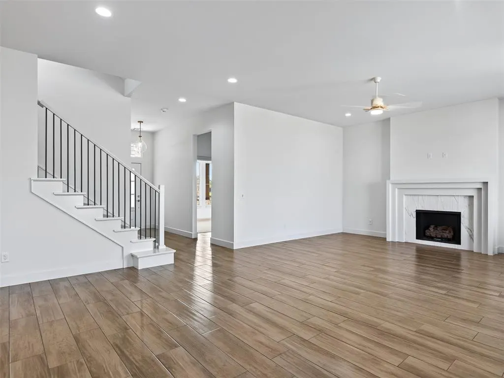 Photo 17 — 16029 Navarra Way, Oklahoma City, OK 73170