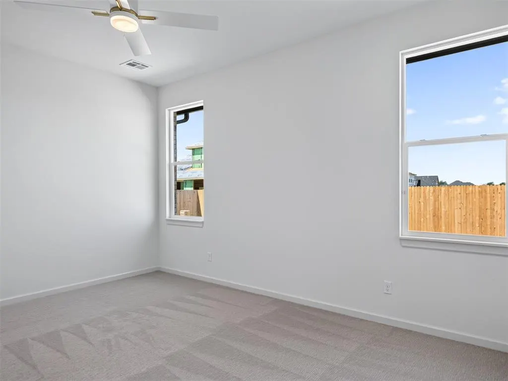 Photo 31 — 16029 Navarra Way, Oklahoma City, OK 73170