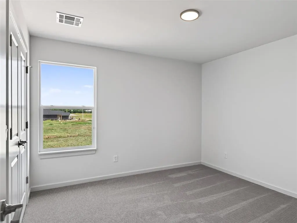 Photo 37 — 16029 Navarra Way, Oklahoma City, OK 73170