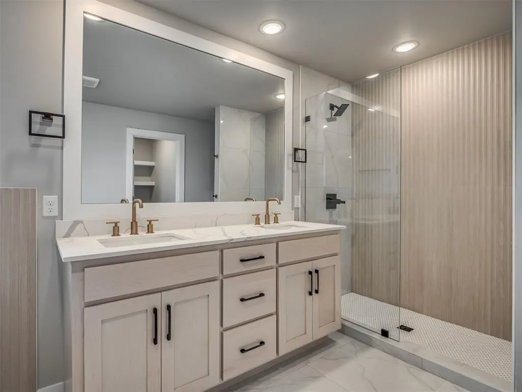 Photo 4 — 2600 Crescent Avenue, Oklahoma City, OK 73120