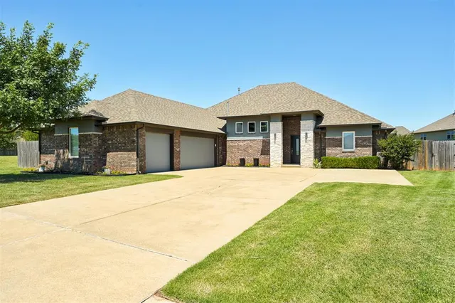 Front exterior — 2433 NW 173rd Street, Edmond, OK 73012