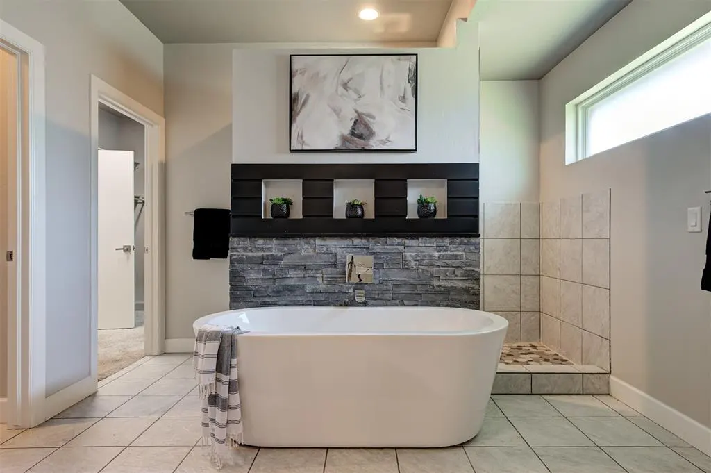 Photo 22 — 2433 NW 173rd Street, Edmond, OK 73012