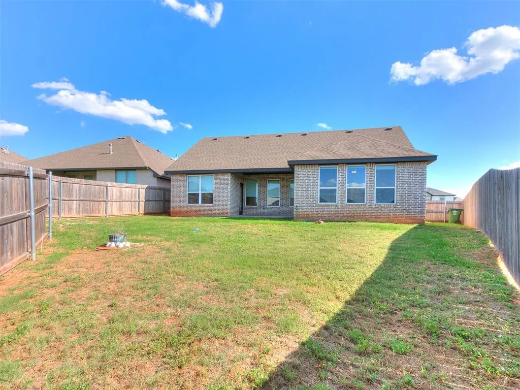 Photo 4 — 8221 NW 152nd Terrace, Edmond, OK 73013