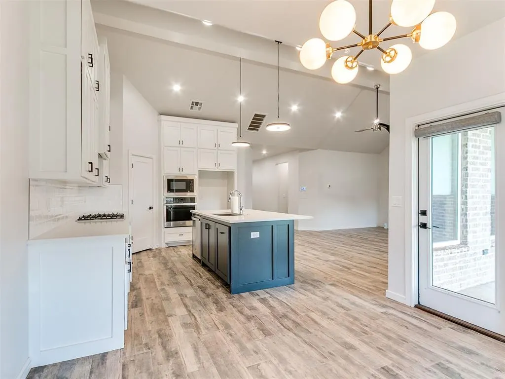 Photo 12 — 8221 NW 152nd Terrace, Edmond, OK 73013