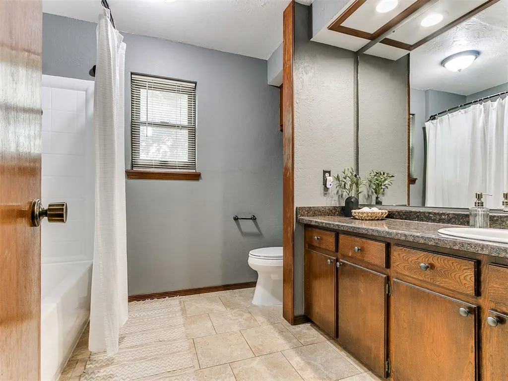 Photo 17 — 8908 N McMillan Avenue, Oklahoma City, OK 73132