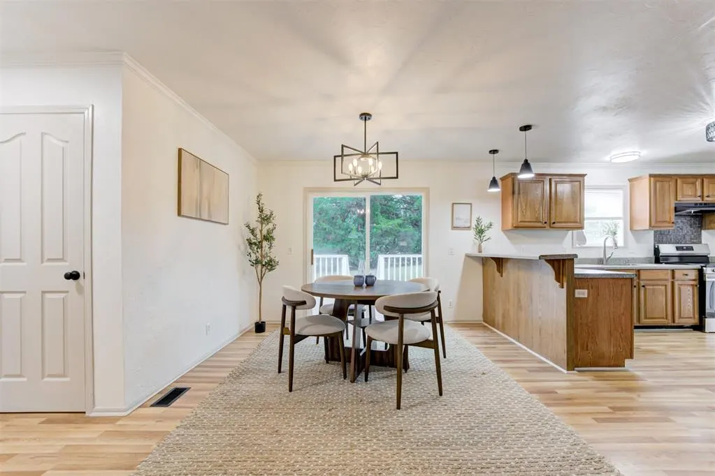 Photo 9 — 2574 Tiffany Lane, Guthrie, OK 73044