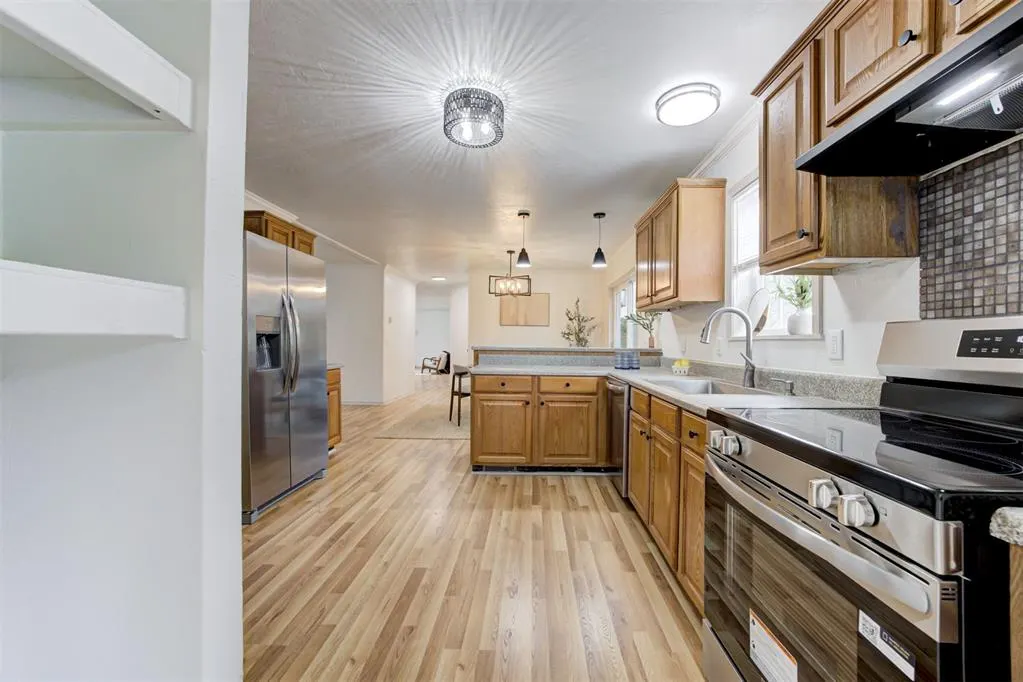 Photo 16 — 2574 Tiffany Lane, Guthrie, OK 73044