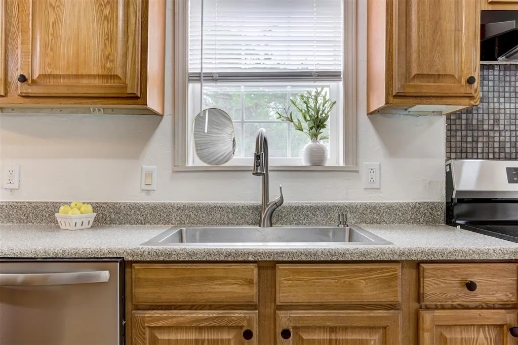 Photo 18 — 2574 Tiffany Lane, Guthrie, OK 73044