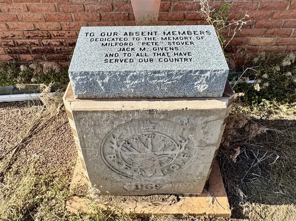 Photo 10 — 1501 N Pennsylvania Avenue, Mangum, OK 73554
