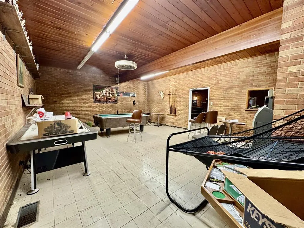 Photo 20 — 1501 N Pennsylvania Avenue, Mangum, OK 73554