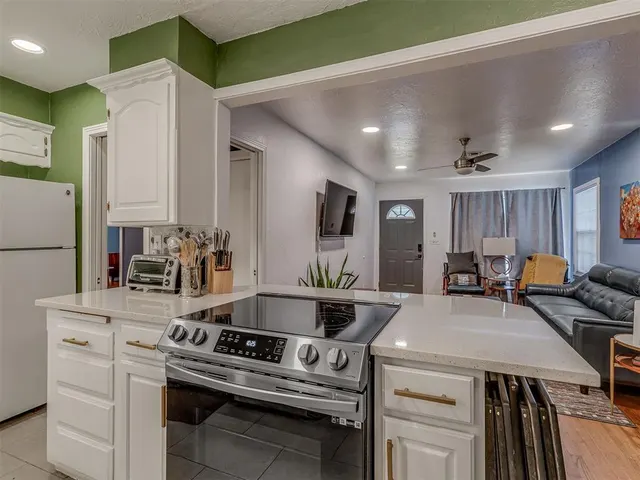 Photo 8 — 1009 Idaho Street, Norman, OK 73071