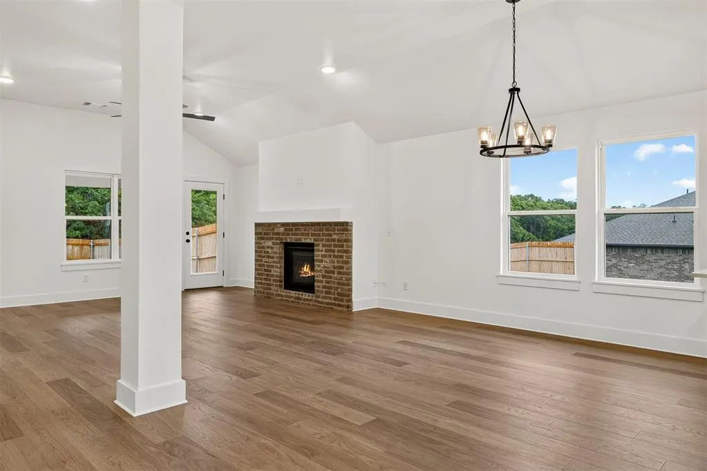Photo 5 — 8825 Spruce Street, Edmond, OK 73003