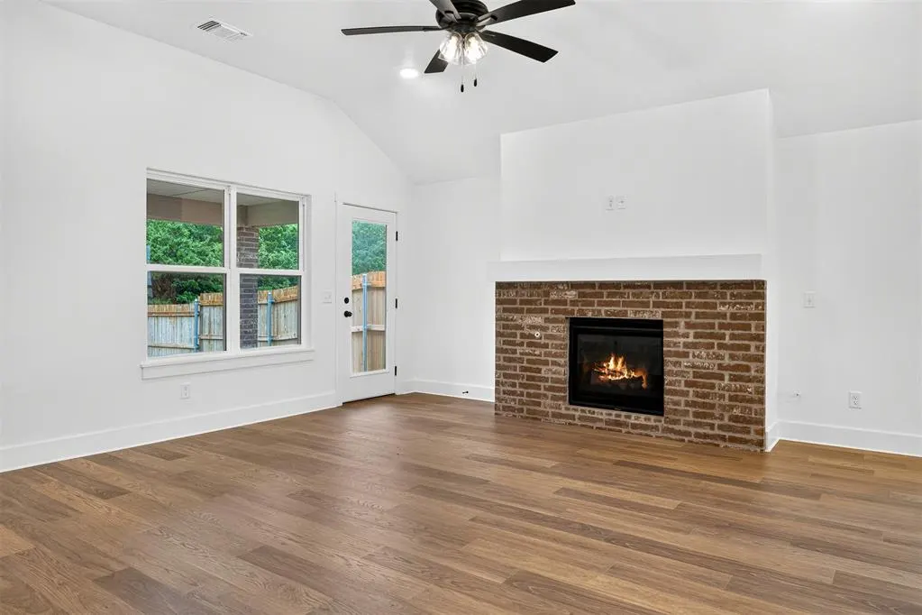 Photo 6 — 8825 Spruce Street, Edmond, OK 73003