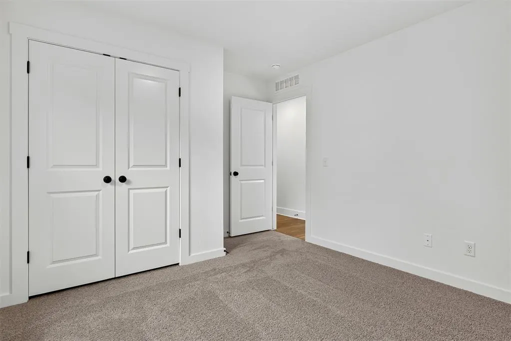 Photo 19 — 8825 Spruce Street, Edmond, OK 73003