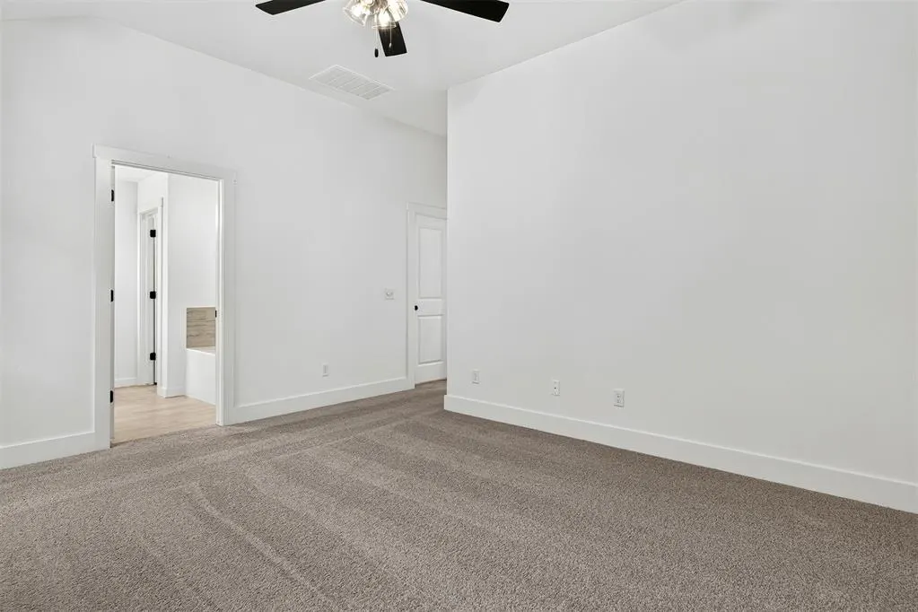 Photo 22 — 8825 Spruce Street, Edmond, OK 73003